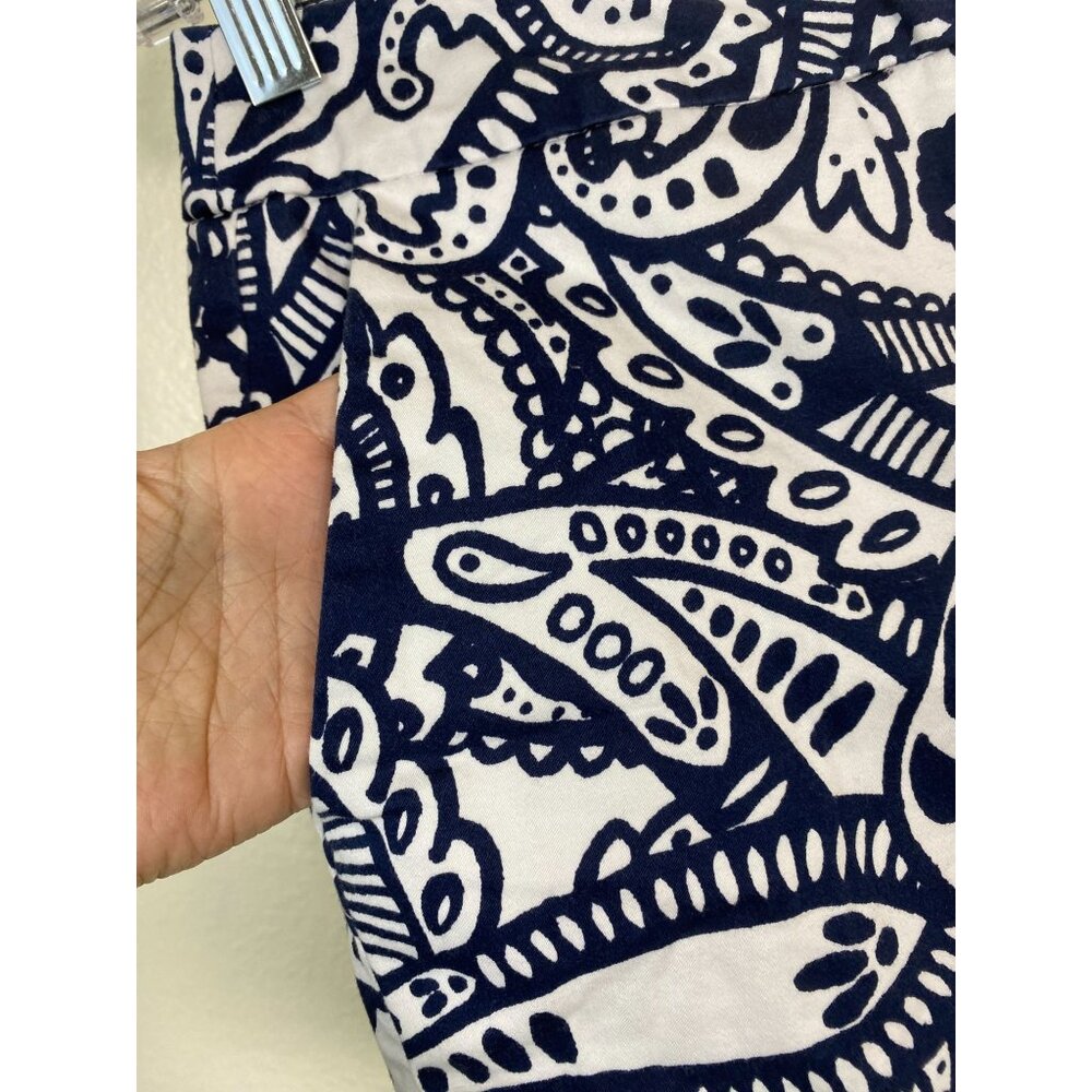 💜 Kenji Blue White Floral Paisley Womens Shorts size 4 Vacation Coastal nautical - Picture 5 of 16